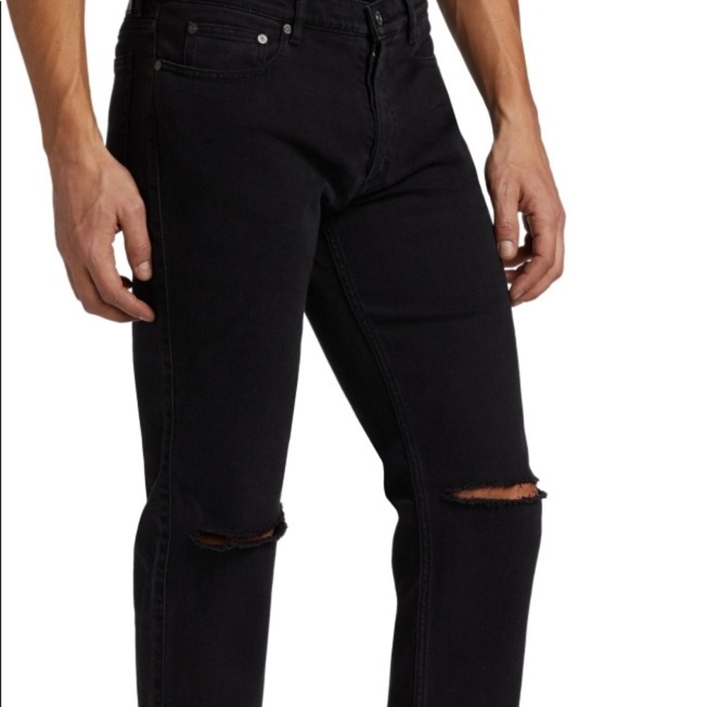 GIVENCHY.men’s SKINNY-FIT DISTRESSED BLACK JEANS SIZE 34…BRAND NEW